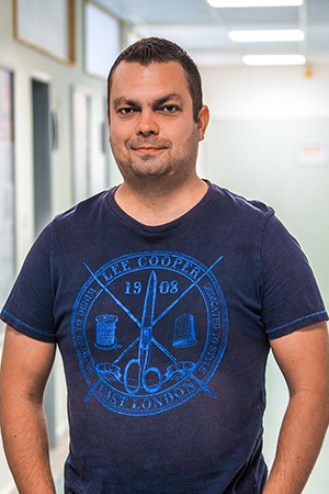 Bruna small.jpg